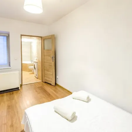Apartament 3216 *