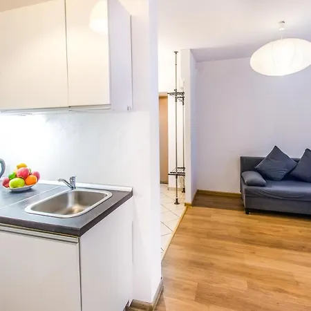 Apartament 3216 كاتوفيتسه